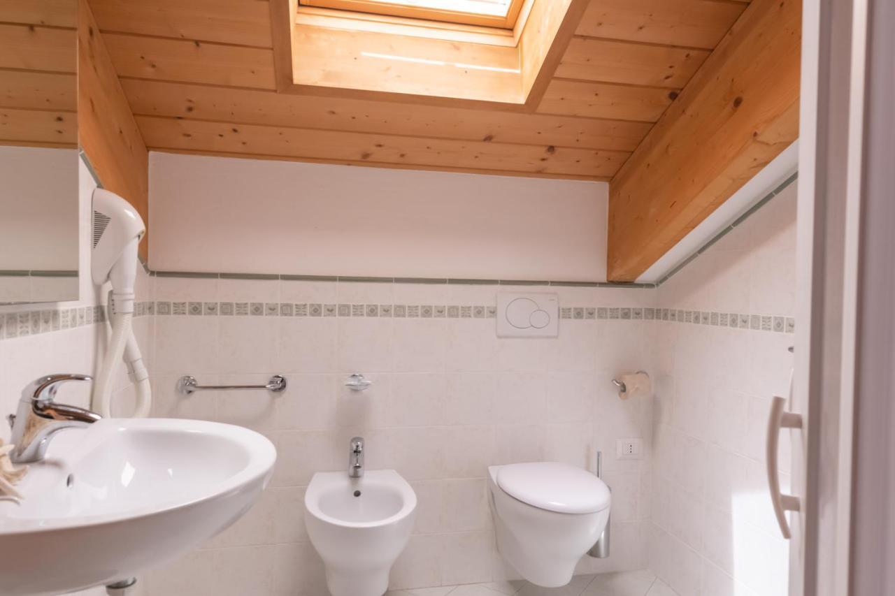 Hotel Merano Misano Adriatico Kültér fotó