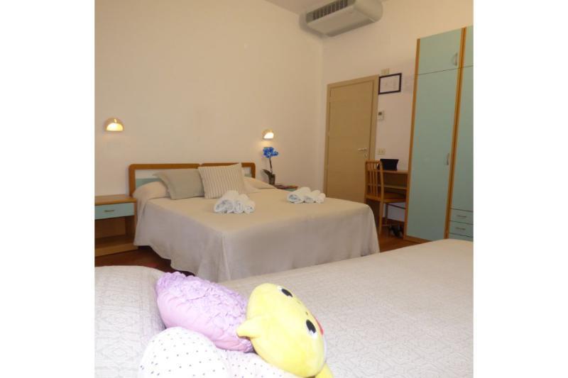 Hotel Merano Misano Adriatico Kültér fotó